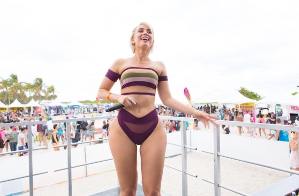 chely cruz add Yesjulz Sextaoe photo