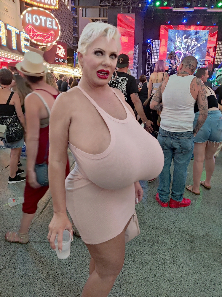 adele woollard add Huge Tits Street photo