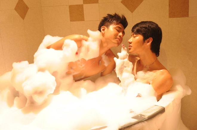 ashley marie graham add Hung Men Gay photo