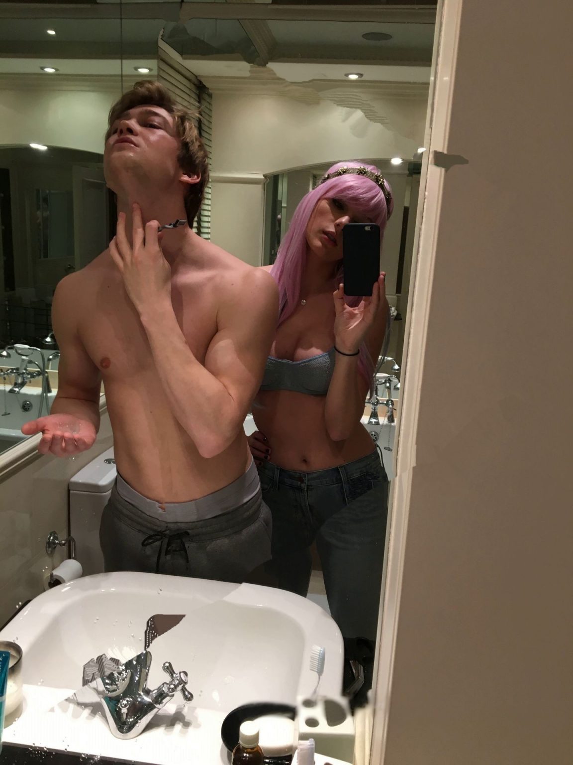 dan lemmer add Taylor Swift Nude Leaks photo