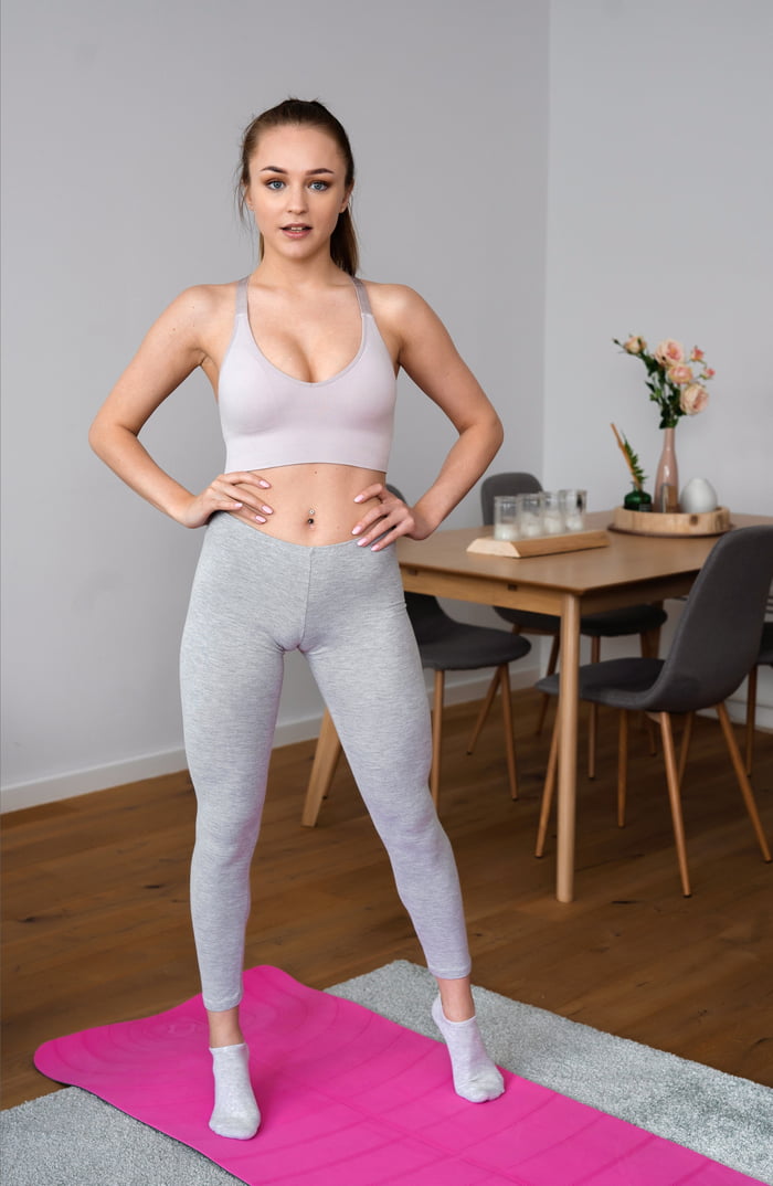 ashley dreyer add Yoga Pants Cameltoes photo