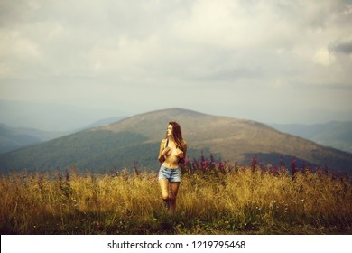 arie azrai add Naked Women Outdoors photo