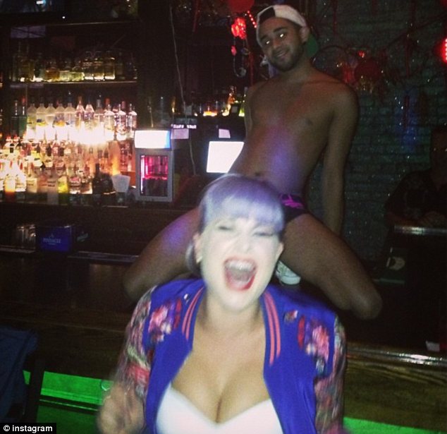 doug blanchard add Kelly Osbourne Nude photo