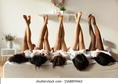 brad oberding add Group Shower Women photo