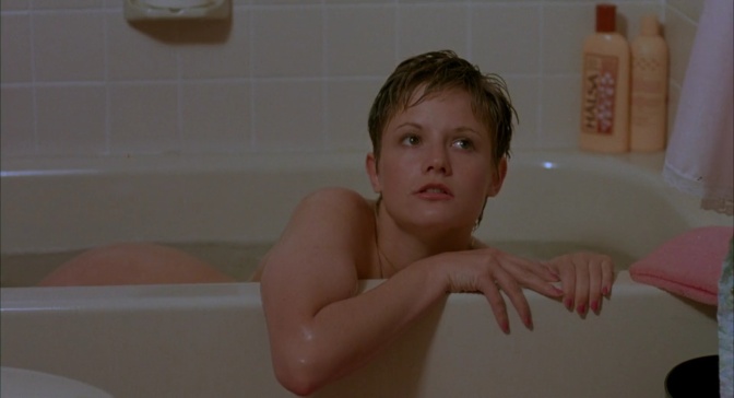 ahmed elkhalifa add Jennifer Jason Leigh Bikini photo