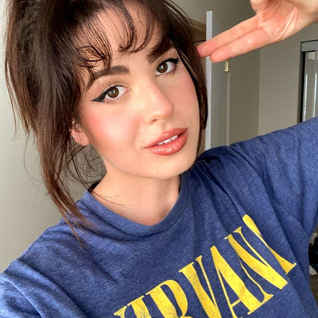 celiar anzua add Anisa Jomha Leaked photo