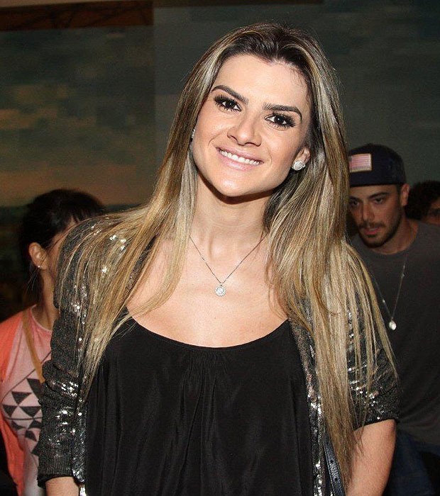 bob neimeyer add Mirella Dias Dp photo