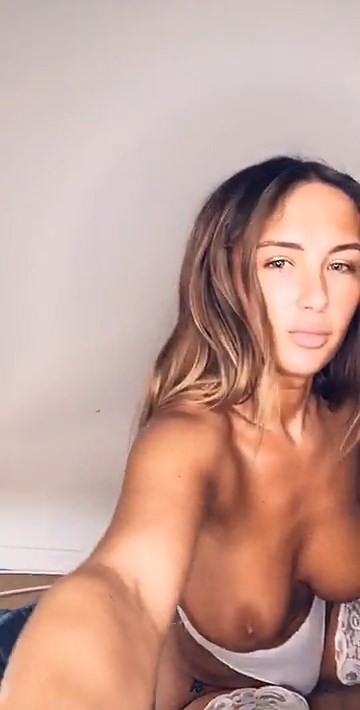 cam mcdowell add Niykee Heaton Onlyfans photo