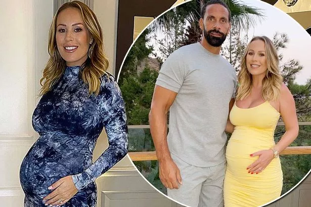 charwin julius deuna add Pregnant Striptease photo