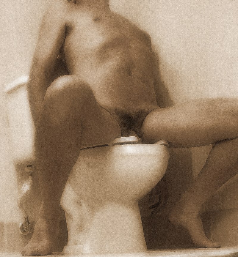 alyson kendrick add Nude Men Bathroom photo