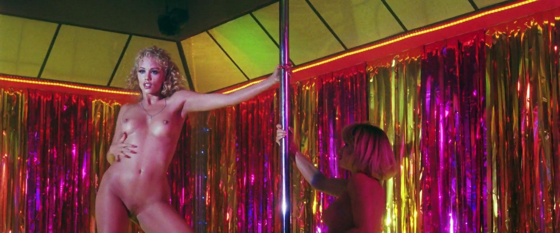 chris millz add Elizabeth Burkley Nude photo