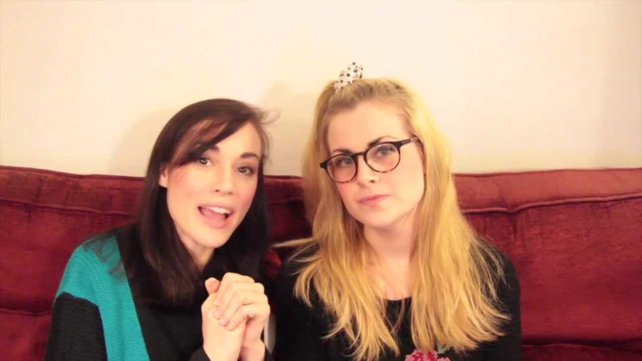 Blonde Lesbians Scissor 8960