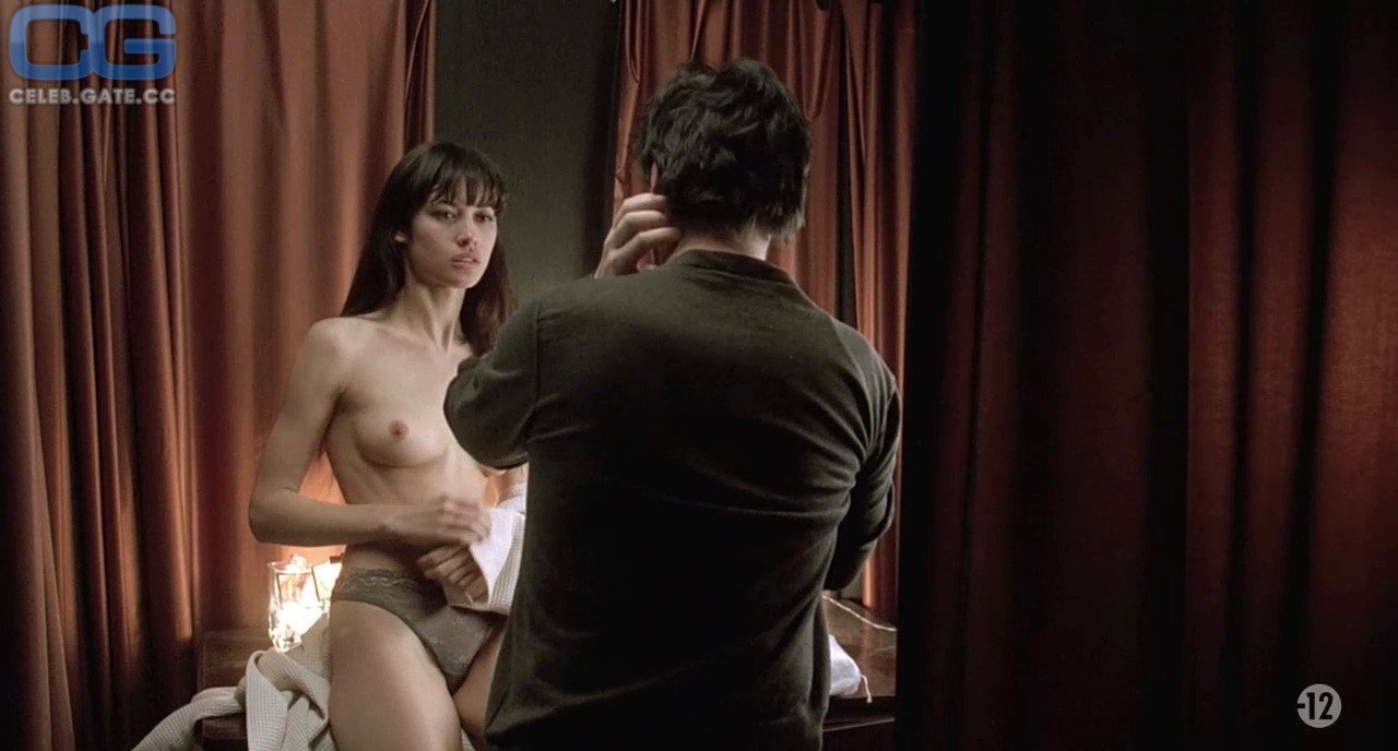 chanta brown add Olga Kurylenko Nud photo