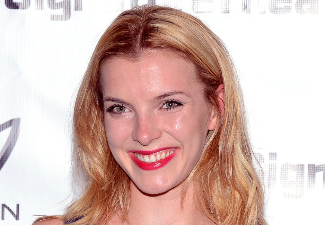 charlotte mccall add Betty Gilpin Sexy photo