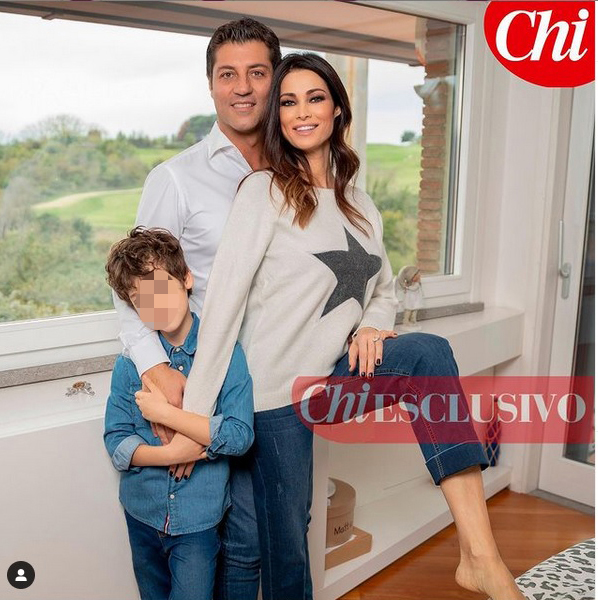crystal burris add Manuela Arcuri Nude photo