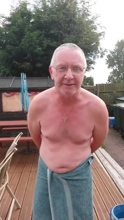 Images Of Naked Old Men 18198