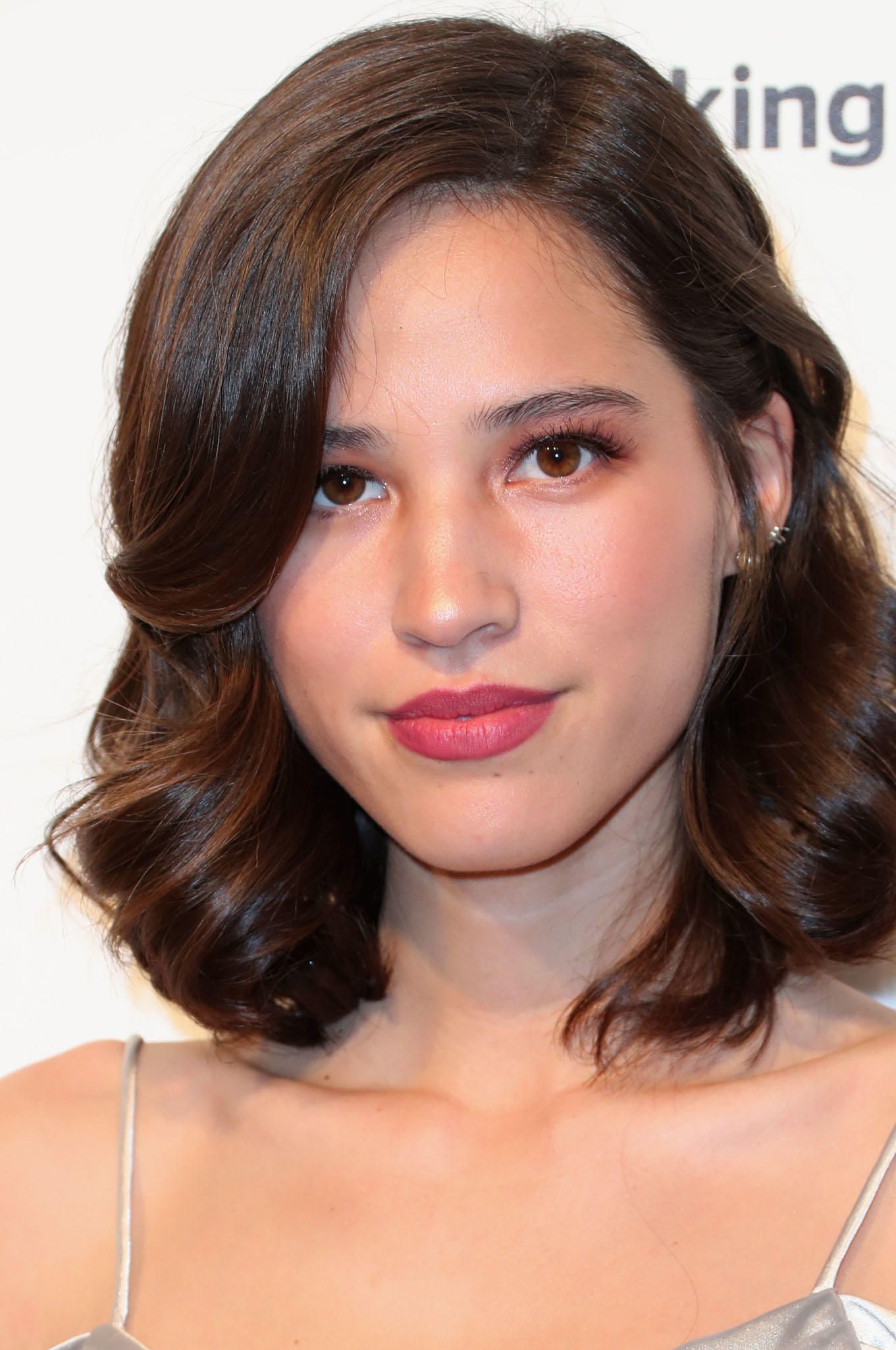 chan yuen kei add Kelsey Asbille Sexy photo