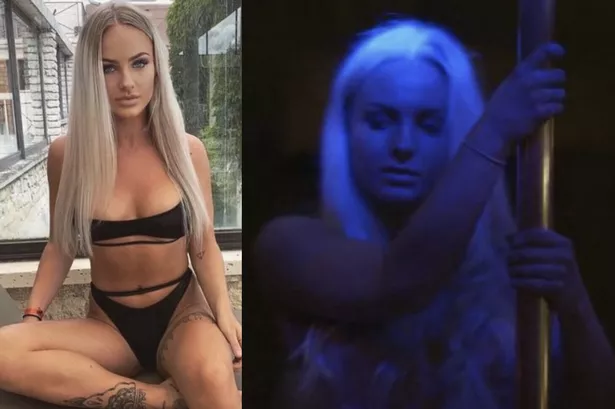 al marques add Blonde Lap Dance photo
