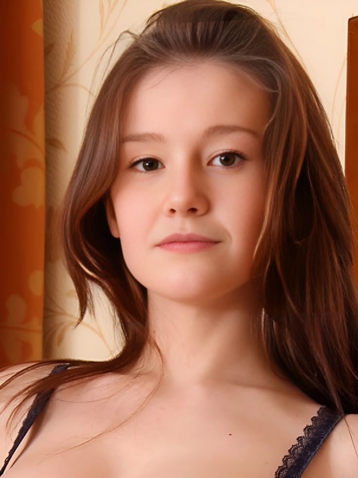 chloe lao add Emily Bloom Cam photo
