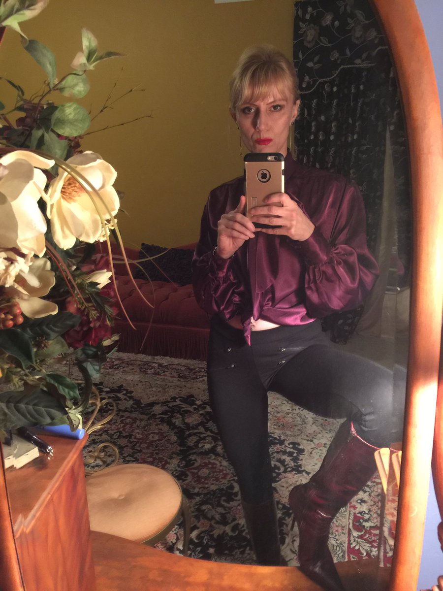 aaron ledvina add Karin Vonkroft photo