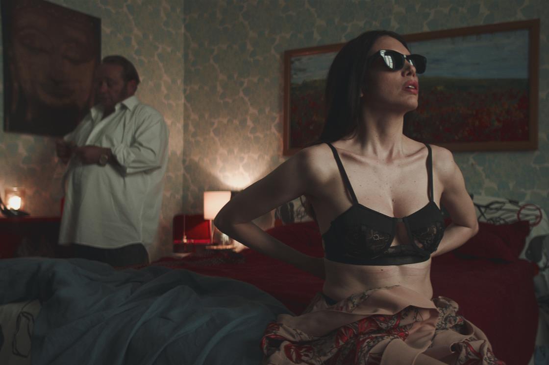 claudia valli add Asia Argento Ass photo