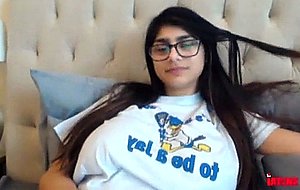 ashley woll add Mia Khalifa Cam Show photo