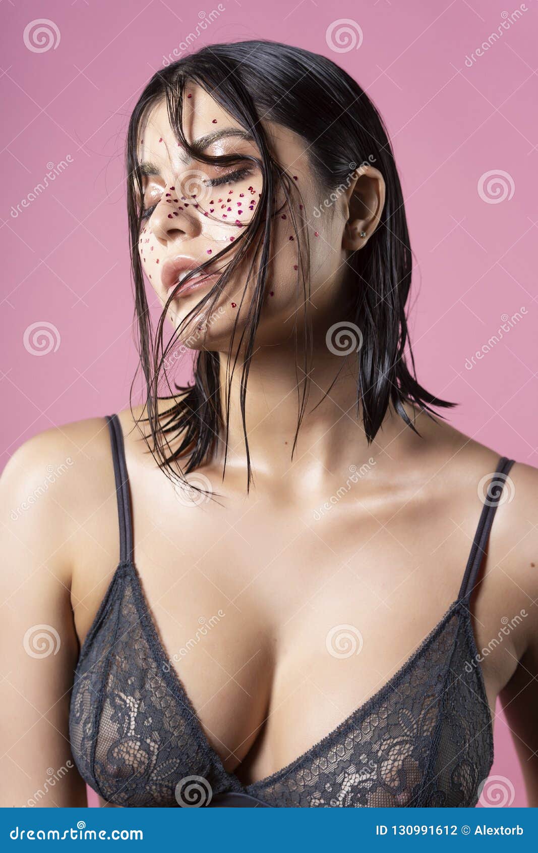 Big Breasts Wet 722