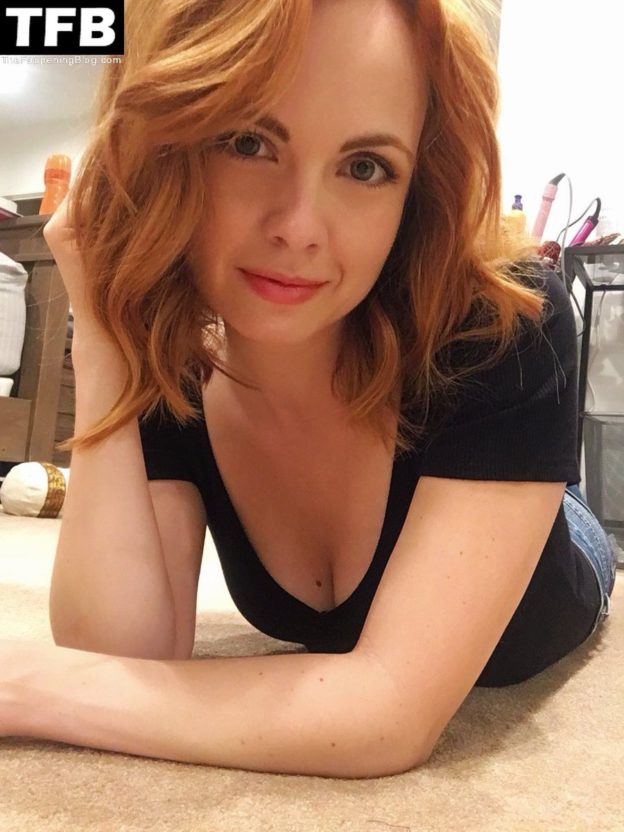 benzon sajonia add Galadriel Stineman Nude photo