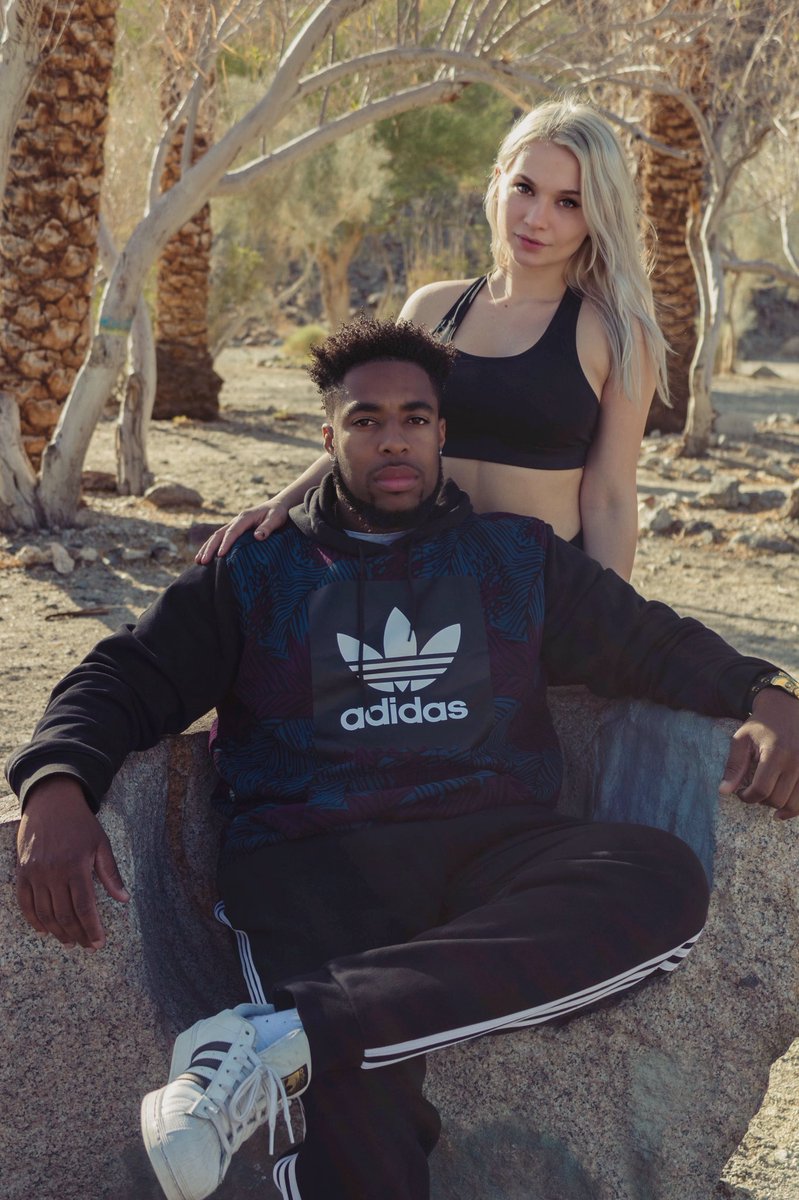 chuma ononye add Zoie Burgher Threesome photo