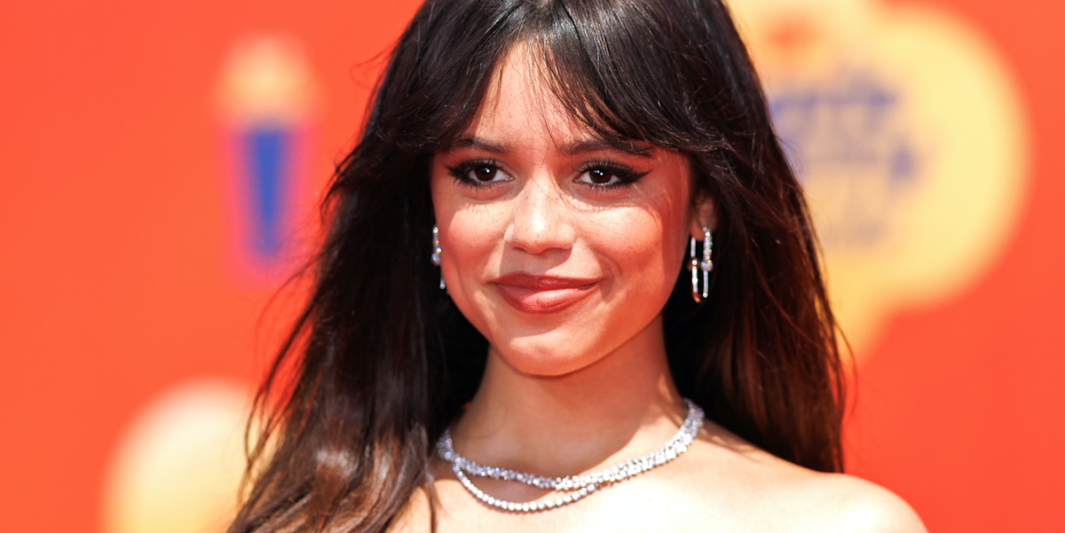 bradley gorrell add Jenna Ortega Poen photo