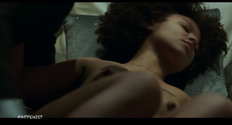 amelita cruz add Myhala Herrold Naked photo