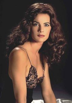 alia nazri add Terry Farrell Hot photo