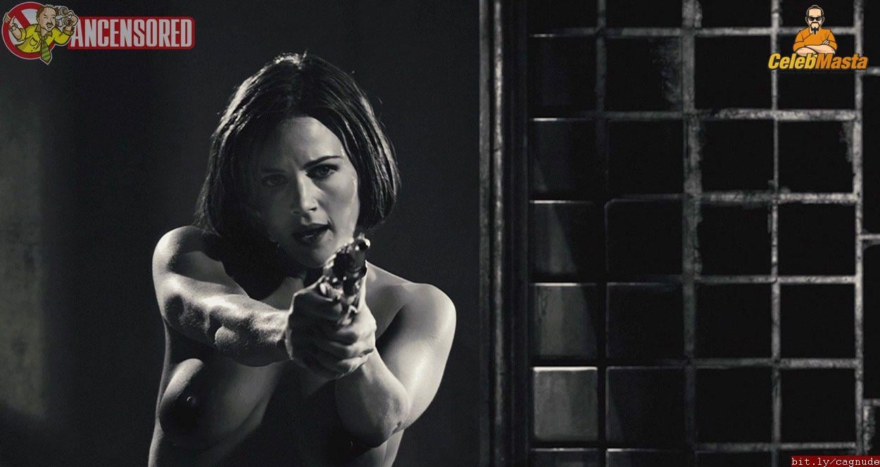 dollian phan add Carla Gugino Boobs photo