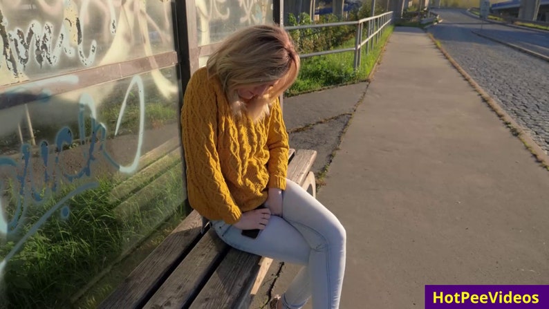 denise childress add Hot Teens Peeing photo