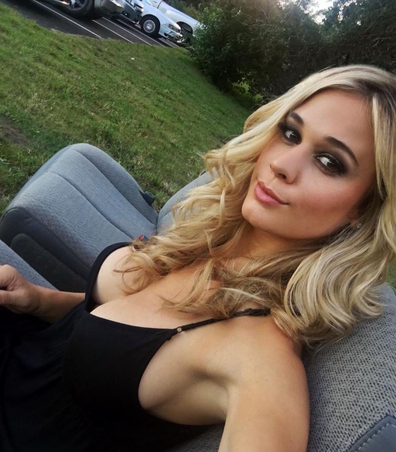 abayomi samuel add Lauren Compton Fake Tits photo