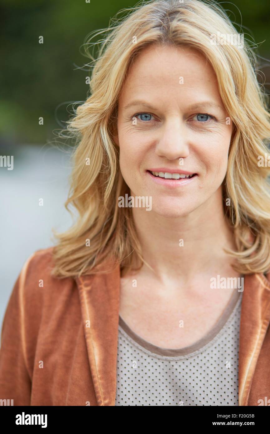 chelsie surley add Mature Woman Undressed photo