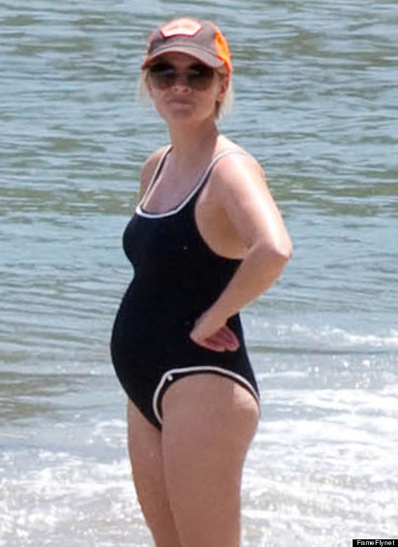 bruce gutter add Reese Witherspoon Breasts photo