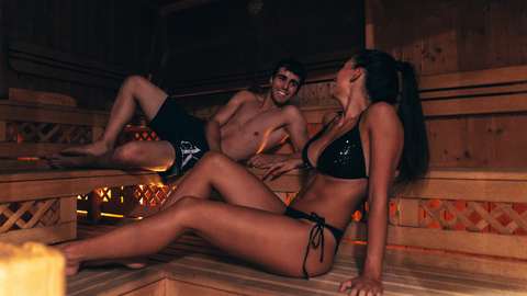 daniel hathorn add Erotic Sauna photo