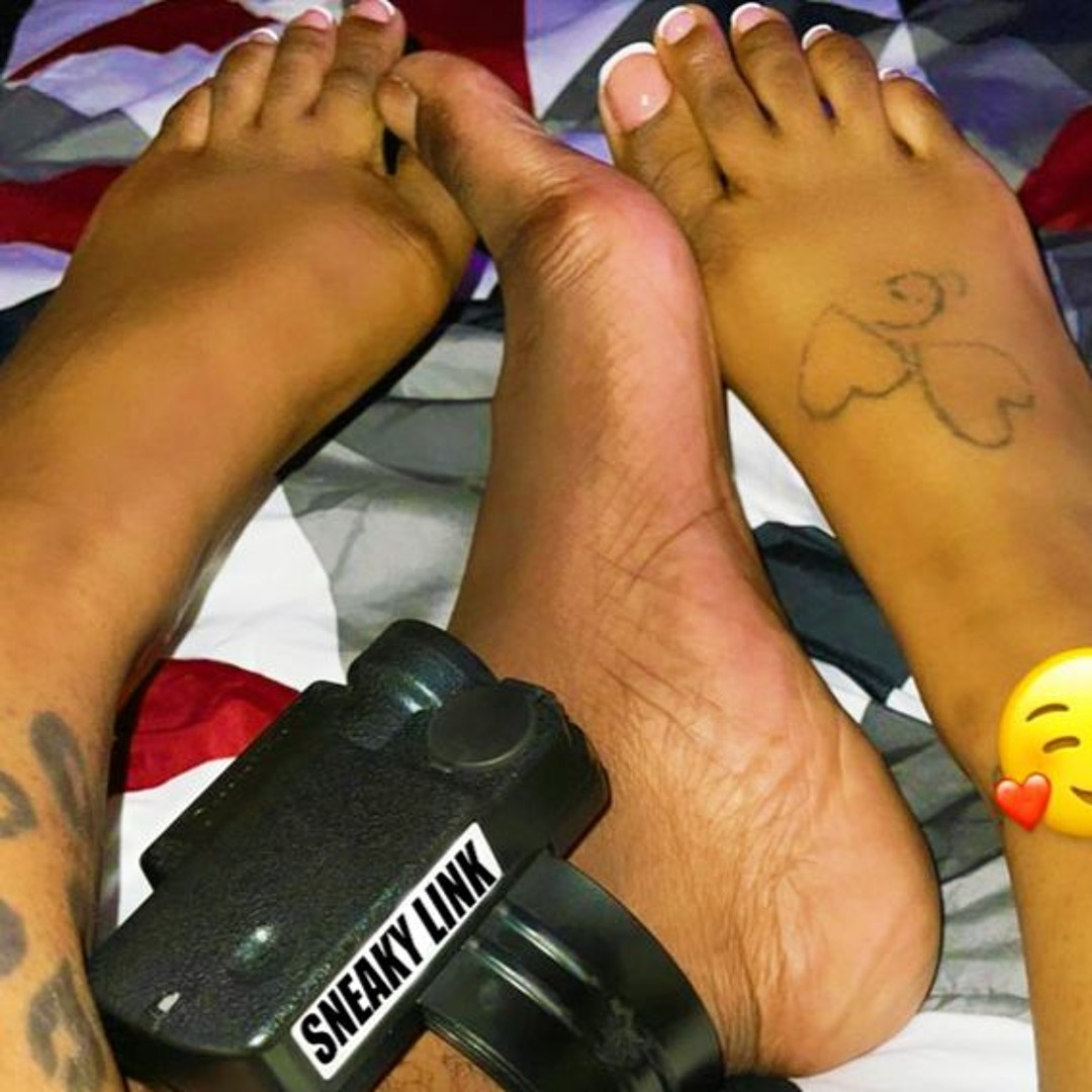 amanda hwang add Sexyy Red Feet photo