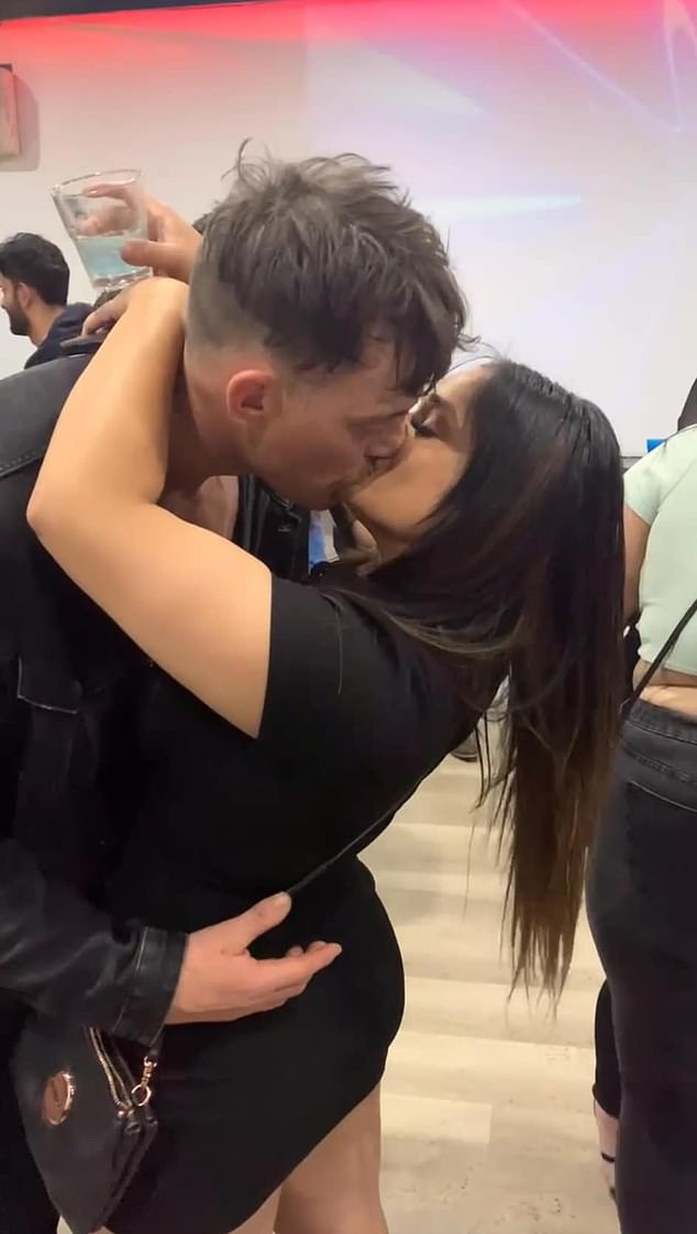 athena mckee add Onlyfans Kissing photo