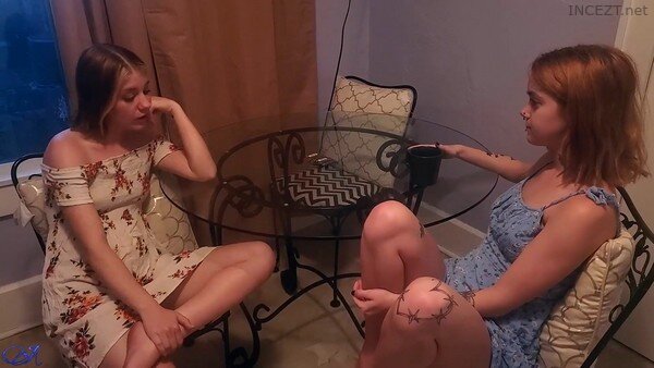 deeadra piper add Dakota Burns Sister photo