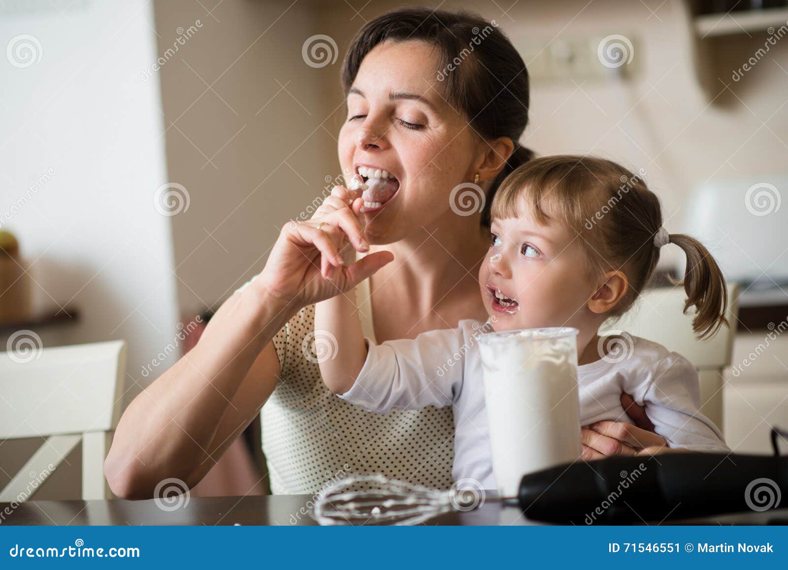 ali ahmad hassan add Licking Daughter photo