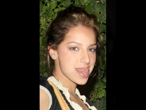 akif can add Vanessa Lengies Bikini photo