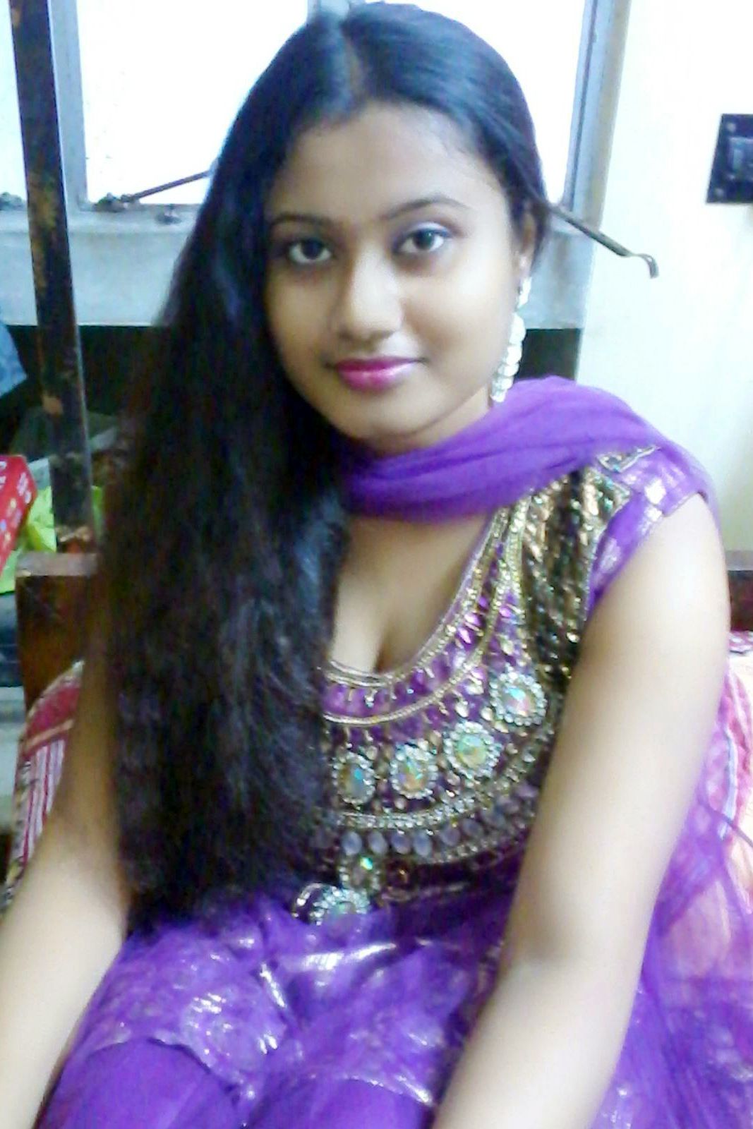 ahmad al hendi add Indian Bhabi photo
