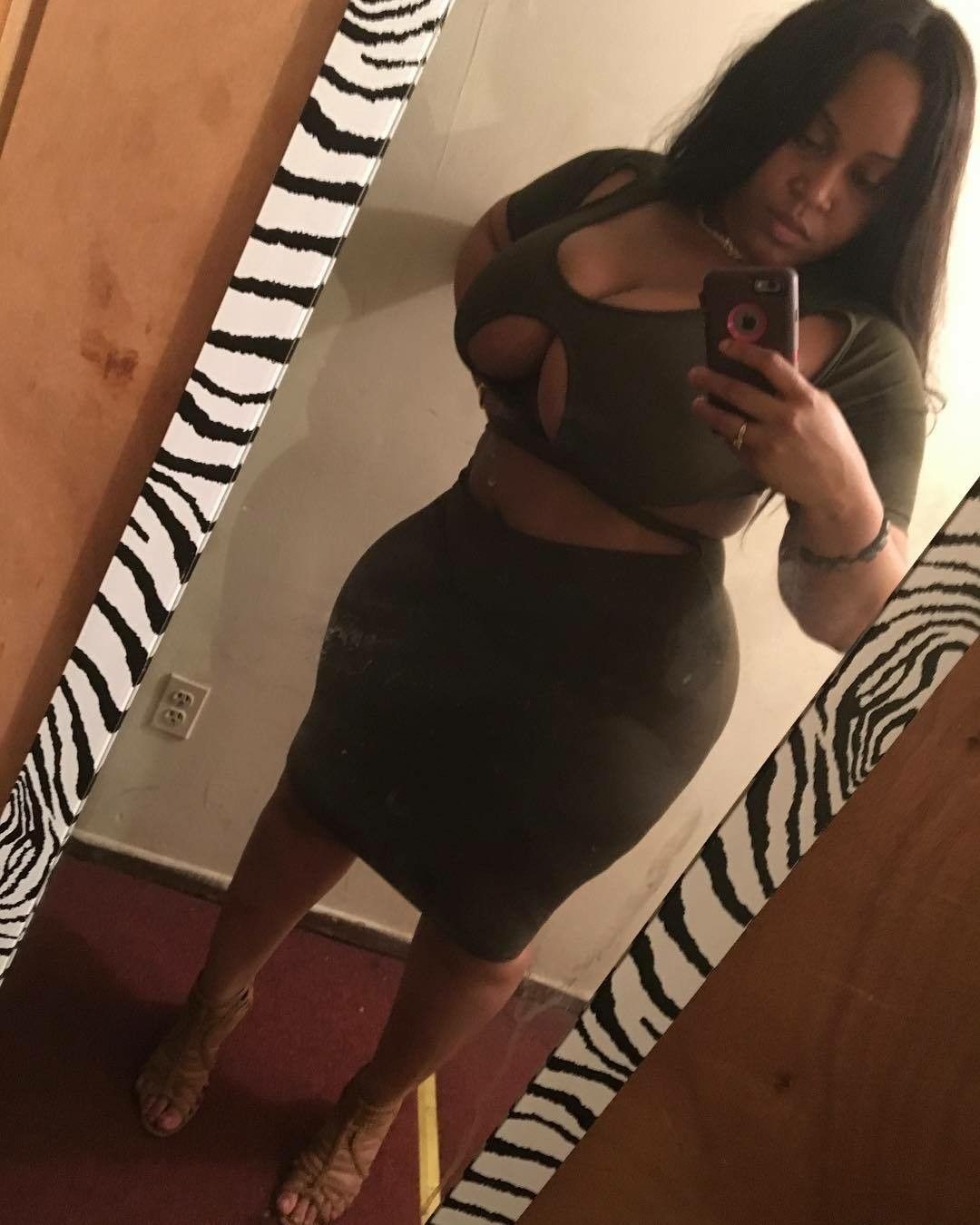 courteney davis add Ebony With Small Tits photo