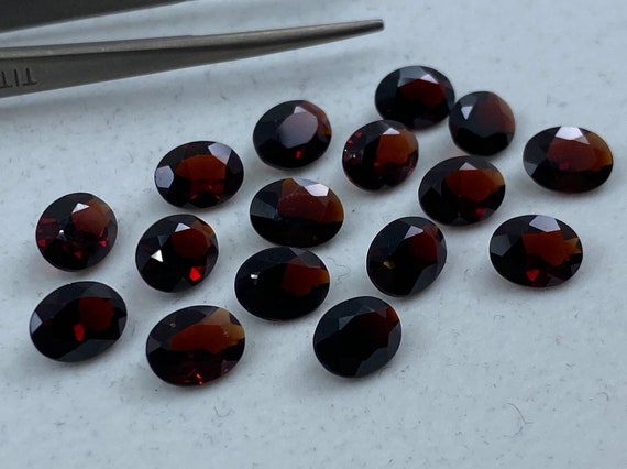 beth strasser add Garnet Tits photo