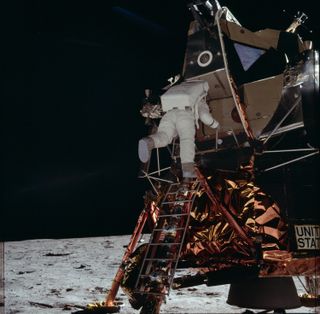 dick trask add Apollo Stone Leaks photo