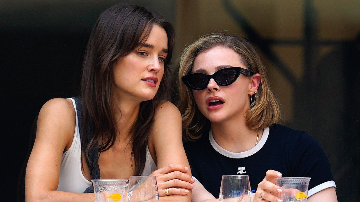 cesar omar garcia add Chloe Moretz Lesbian photo