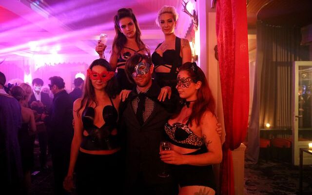 alice canlas add One Night In Paris Full Dorcel Movie photo