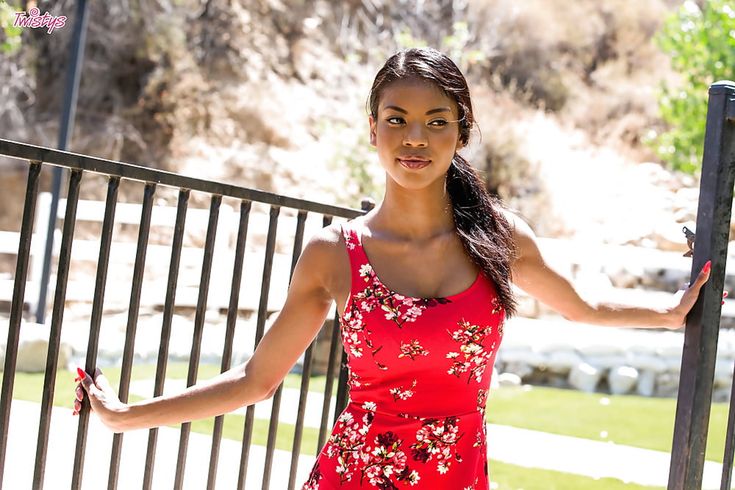 darlene summers add Nia Nacci Stepdad photo
